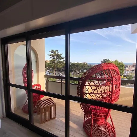 Casino 3 Bedrooms With Pool