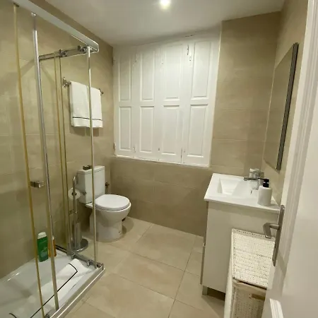 Casino 3 Bedrooms With Pool * エストリル
